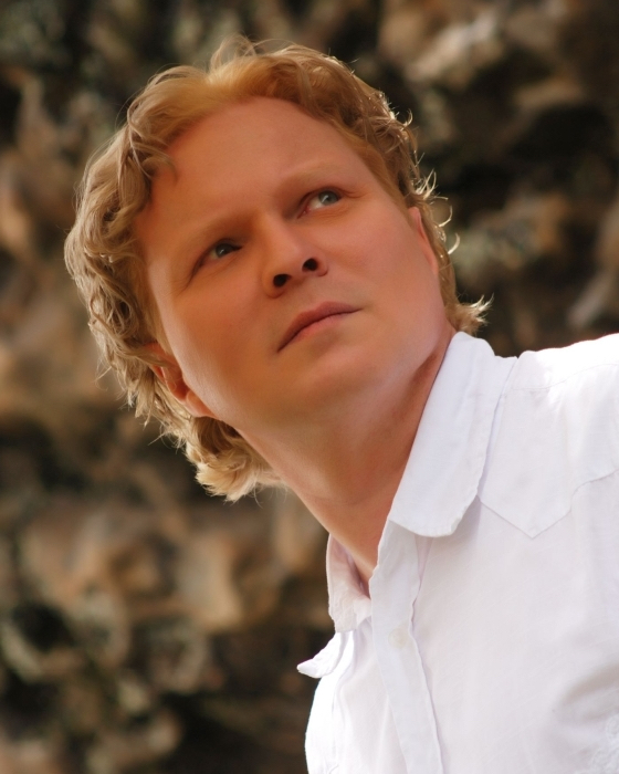 Ilja R.